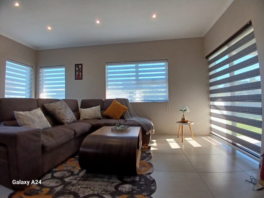 3 Bedroom Property for Sale in Kidds Beach Eastern Cape
